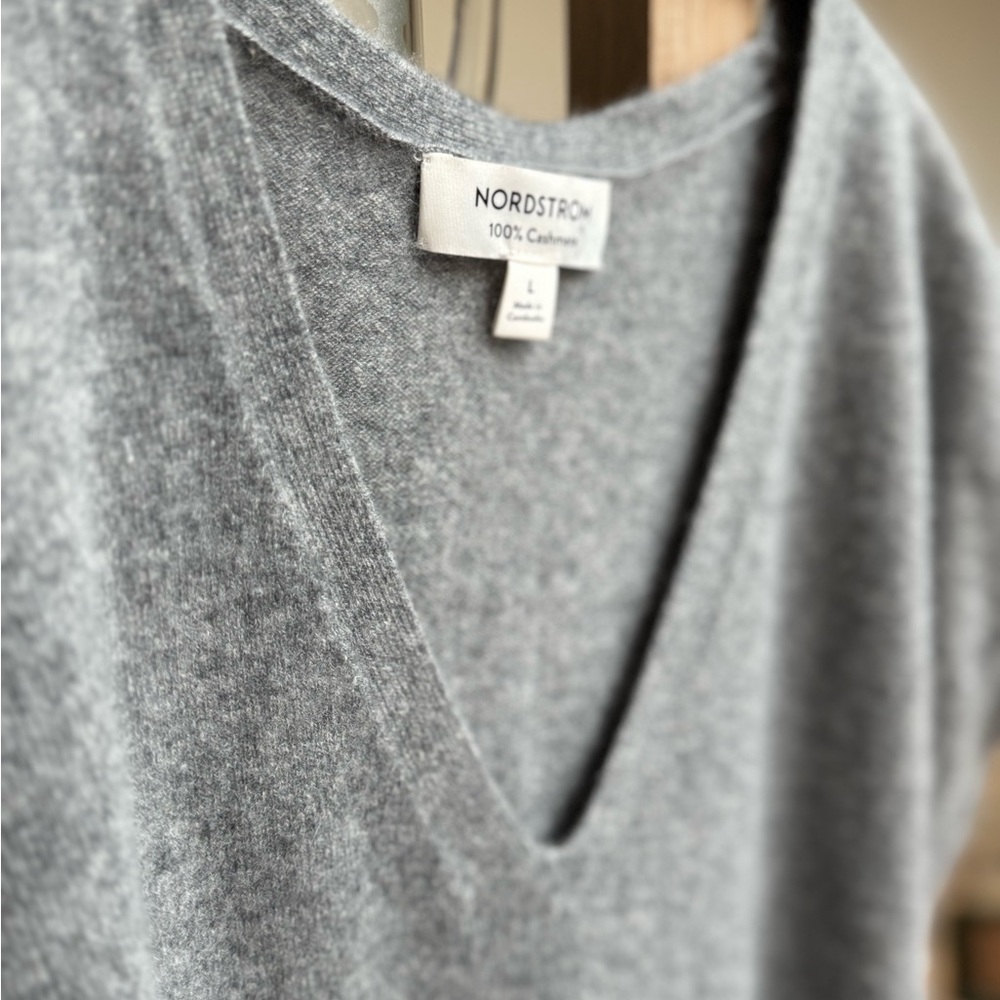 Nordstrom Grey Cashmere V-Neck Sweater Vest - Picture 3 of 6